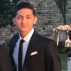 Meet your Posher, Karim